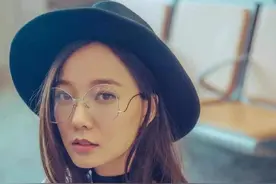 建议30+的女人，多戴这3种眼镜，文艺又知性图片