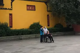 生日拜谒文殊菩萨图片