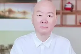 20次登春晚，58岁单身无子，因8个字被索赔1亿，郭冬临怎么样了？图片