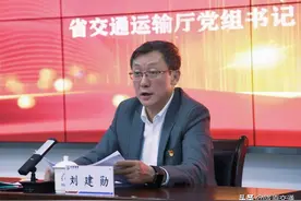 刘建勋厅长在甘肃路桥善建科技公司宣讲党的二十大精神图片