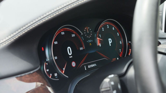 只比新车便宜100万的行政级座驾——二手宝马740Li