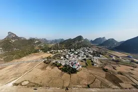 取消教师寒暑假的提议是否会被采纳？家长：坚决同意图片