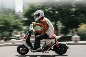 9月降价电动车来了，五羊-本田、爱玛、绿源谁超值？图片