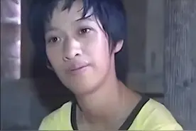 广东罕见双性人：上半身是女孩，下半身是男孩，20几年受尽屈辱图片