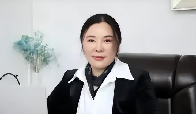 突发！6月21日，湖南省又有漂亮“母老虎”被查，各省共计4人落马