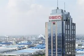 玻纤行业龙头，中国巨石：智能制造启未来，规模成本迎景气图片