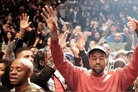 贫嘴侃爷的幸福生活图片