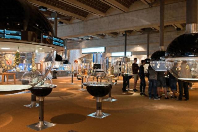 AP�����Ƴ���Ѭ�ƺ���Royal Oak 16202XT��9�¶���±�����