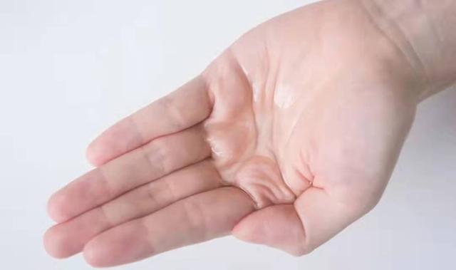 值得回购的5款大牌焕肤水：SK2虽贵但好用，第3、4款性价比很高