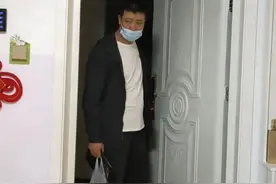 老公半夜回家，妻子的举动令他倍感温馨：这才是婚姻的意义图片
