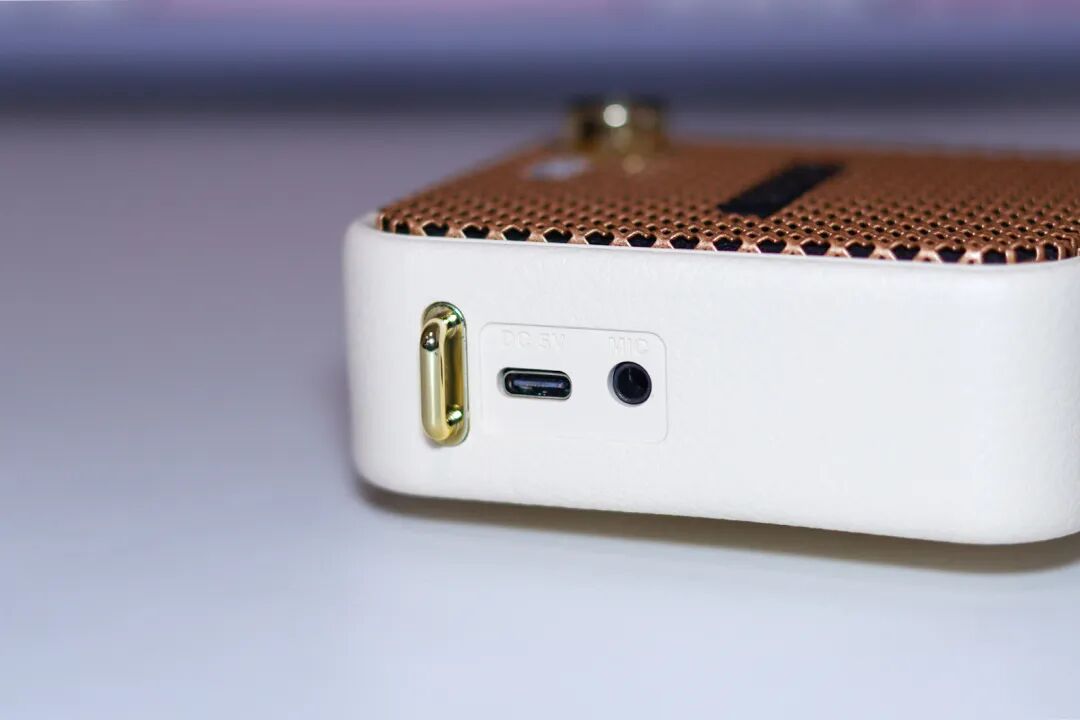 带团讲解总“翻车”?这款小蜜蜂让我告别讲解尴尬