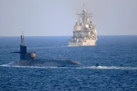 伊朗海军驱逐美核潜艇，第五舰队拒绝承认，五角大楼的脸疼不疼？图片