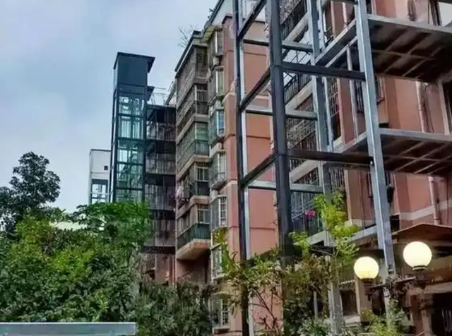 一个“怪现象”你发现没？步梯房成“香饽饽”？住步梯房家庭笑了