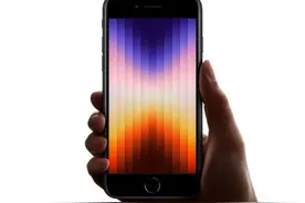 对比新款iPhone SE和iPhone 13 mini后，苹果的“阳谋”藏不住了图片