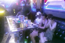 辣眼睛！越南一KTV内服务员赤身裸体，大跳艳舞图片