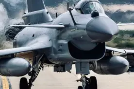 脱胎换骨歼-10C，巴空军首获对印空中优势，轻松吊打苏-30MKI图片