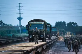 跨区机动，直击装载投送现场图片