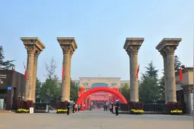 河南有了第一所独立设置的美术学院图片