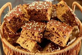 枣糕不用出去买了，自己在家就能做，枣香浓郁，香甜松软，超好吃图片