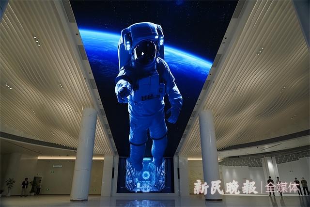 上海影城焕新归来！走，去“千人大厅”看电影