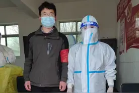 抗疫一线上停不下来的“准妈妈”图片