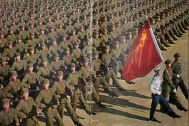 中国人民解放军编制：军、师、旅、团、营等编制中各有多少人？图片