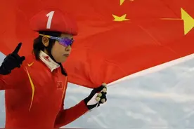 王濛，到底有多强？拿过77枚金牌，三出国家队，第四次回归当教练图片