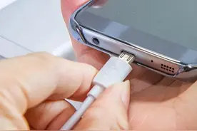 手机接口松了，充电不稳定，该怎么处理？图片