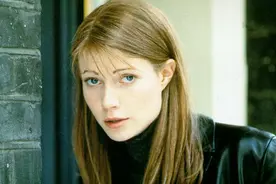 “月薪3K，瞧不起月薪1万的男人”：普信女的自信，怎么来的？图片