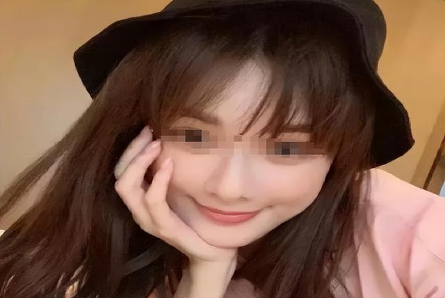 南航处长陶荔芳：为上位与领导开房410天，生理期也不闲着