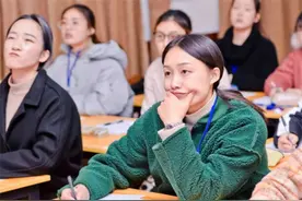 都是“铁饭碗”，医生和教师的差距不只“薪资”，过来人才知道图片