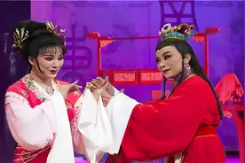 《孔雀东南飞》为何被移出课本？两个经典内核反而成恋人“罪过”图片