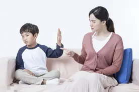 有时候养废一个男孩很容易，只要踩中三个坑就行了！希望你没踩过图片