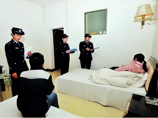 去酒店开房，开房记录能保存多久？都有谁会看到？会被泄露出去吗