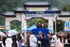 贵阳公安擦亮“护游”名片 守护游客平安！图片
