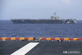 003航母下水之际，美军摆出三航母战斗群，胜利的天平正在倾斜图片