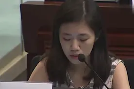 称听到国歌就想吐，被官员怒斥滚蛋，香港女大学生张倩盈什么来头图片