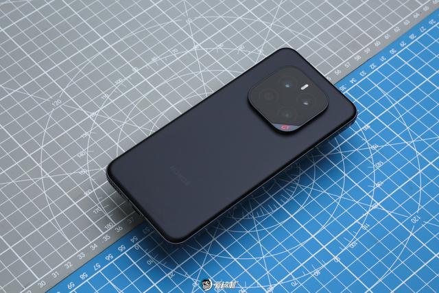力大砖飞，荣耀GT Pro评测：3199元起的骁龙8E领先版+7200mAh电池