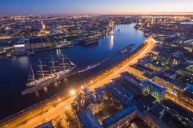 失去欧冠决赛主办权的圣彼得堡，是一座安静的足球城图片