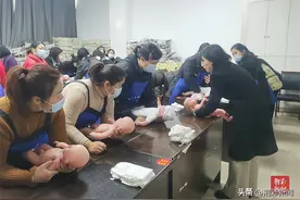 荆州市就业训练中心丰富培训课程 向失业人员等人群提供免费就业培训图片