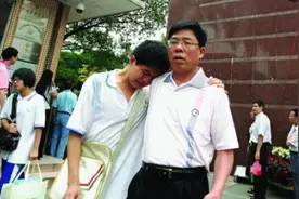 “偷读的大学”，男生在武大读完四年本科，毕业才发现从未被录取图片