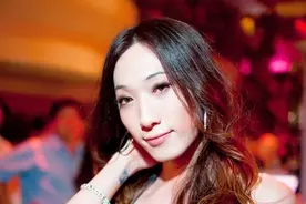 “80后”美女招商干部，她的另一个身份是情妇图片