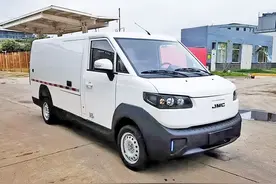 新车 | 续航345公里，江铃E路顺发布，货厢内长超3米，可载重1.3吨图片