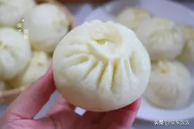 冬天蒸包子，还是这个馅好吃，香软多汁，家里的味道图片