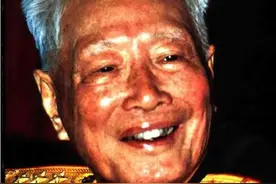 开国中将张震回忆淮海战役第一阶段——歼灭黄百韬兵团图片