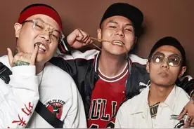 这个厂牌却靠另外三人依然拥有一线人气图片