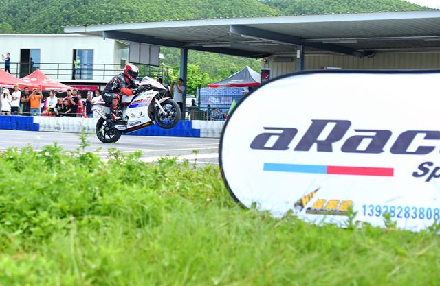 2022 伟业达 GP 粤港澳大湾区摩托车大赛：改装街车 2T 组