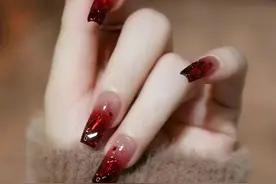 新款式：这猫眼美甲你就做吧，一做一个不吱声~图片