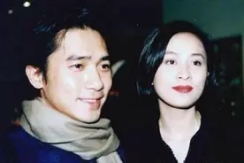 刘嘉玲在港台影视圈靠与许晋亨、郭台铭绯闻曝红，却鲜有作品立足图片