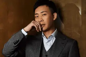 “硬汉”张译，娶旺夫的钱琳琳，不惧女方二婚带娃，15年宠妻如宝图片